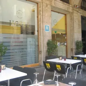 roma-reial.catalonia-hotels.com/